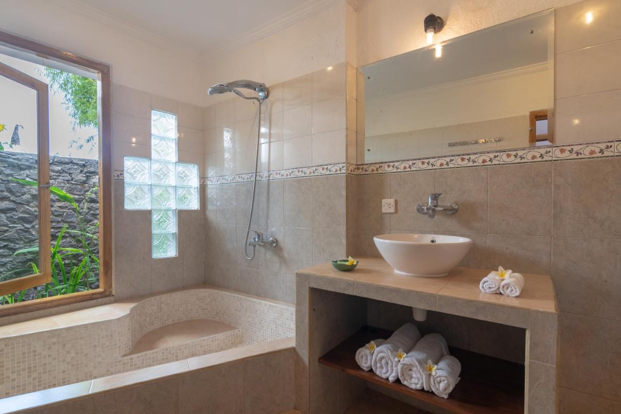 Villa Dinding Batu Singaraja Zewnętrze zdjęcie